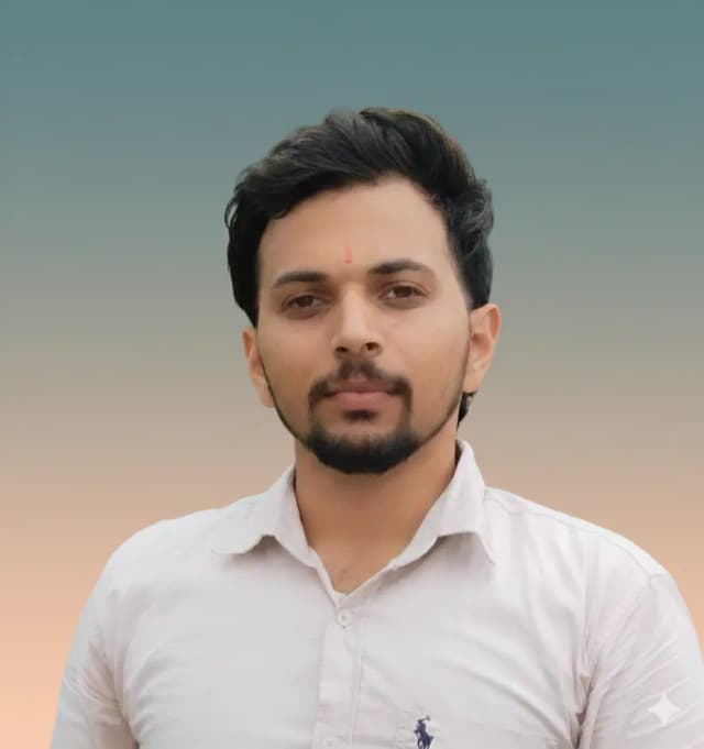 Shravit web developer portfolio profile image